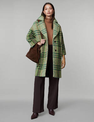 marksandspencer_AW23_JAEGER_T97_5905G_kostkovany kabat s vlnou_zelena_12990Kc_modelka.jpg